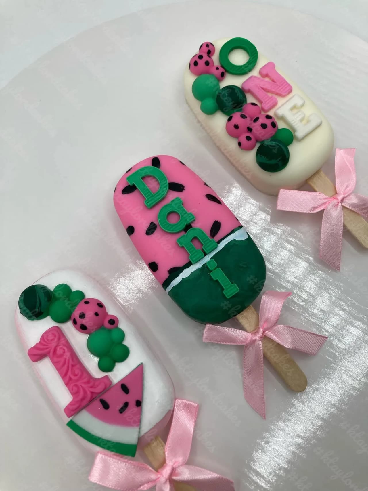 Cakesicles
